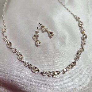 New Women's Silver Rhinestone Wedding Water Drop Necklace and Earrings Set